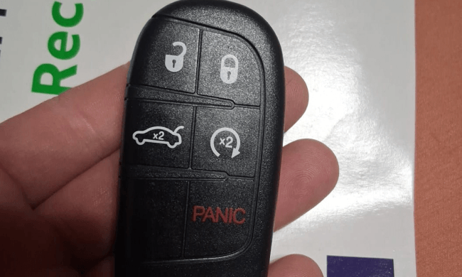 Car key fob replaced by a Dallas emergency locksmith