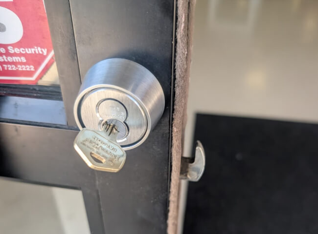 High-security commercial lock cylinder with restricted key in Dallas